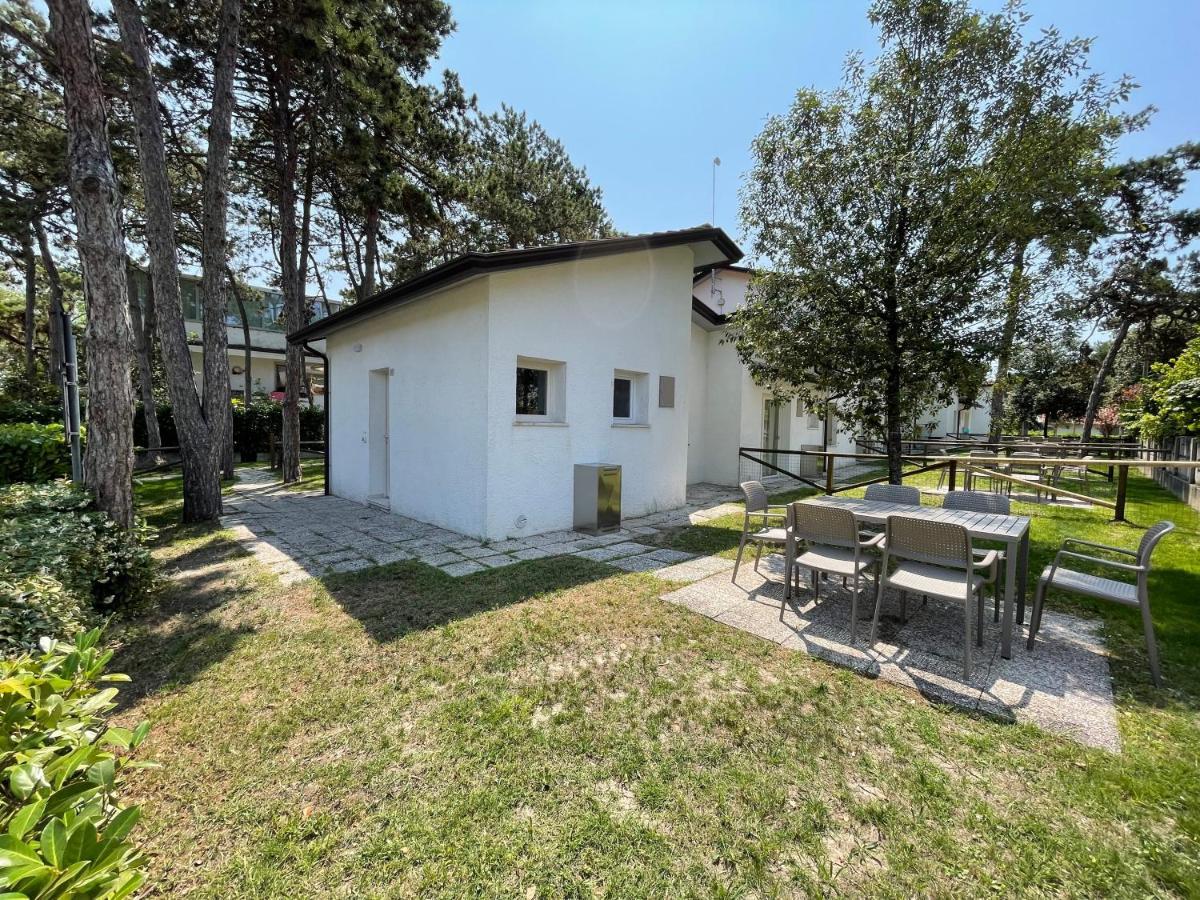 Ville Pinetine Bibione Eksteriør billede